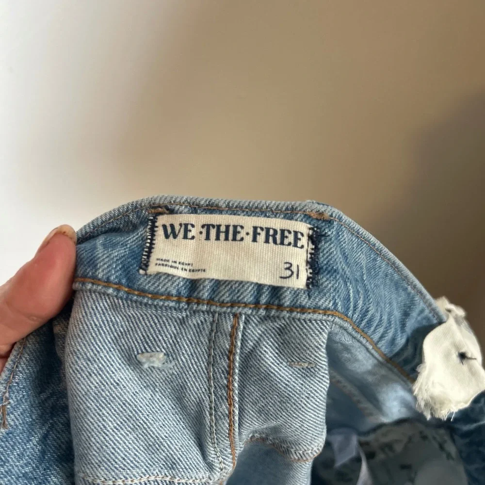 NWT We The‎ Free Final Countdown Jeans Women 31 Blue Low Rise Cuffed Boyfriend